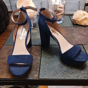 Fabulous navy suede block heels 9 1/2